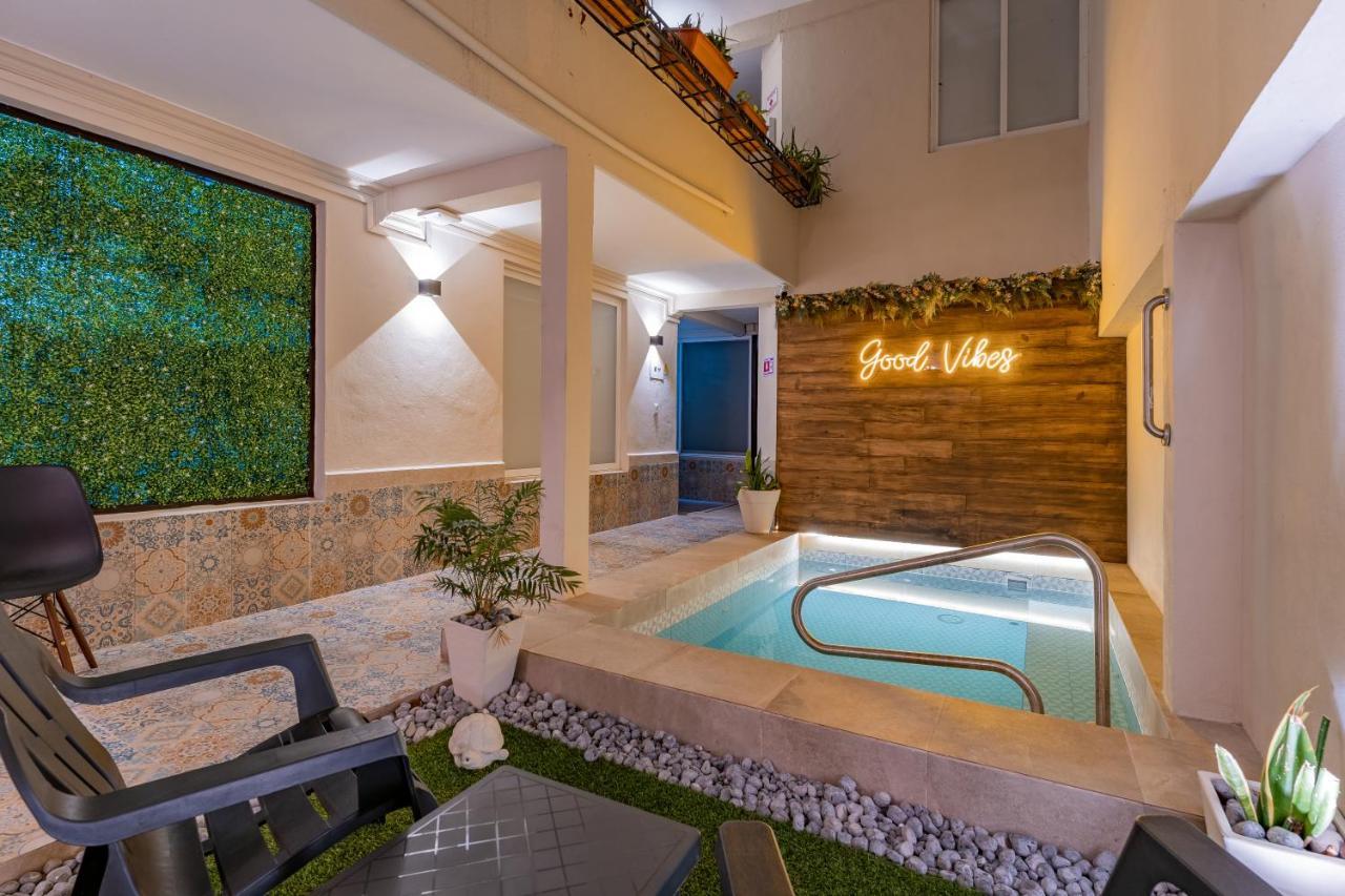 Hotel Brisas 5A Av, 신데 델 카르멘 외부 사진