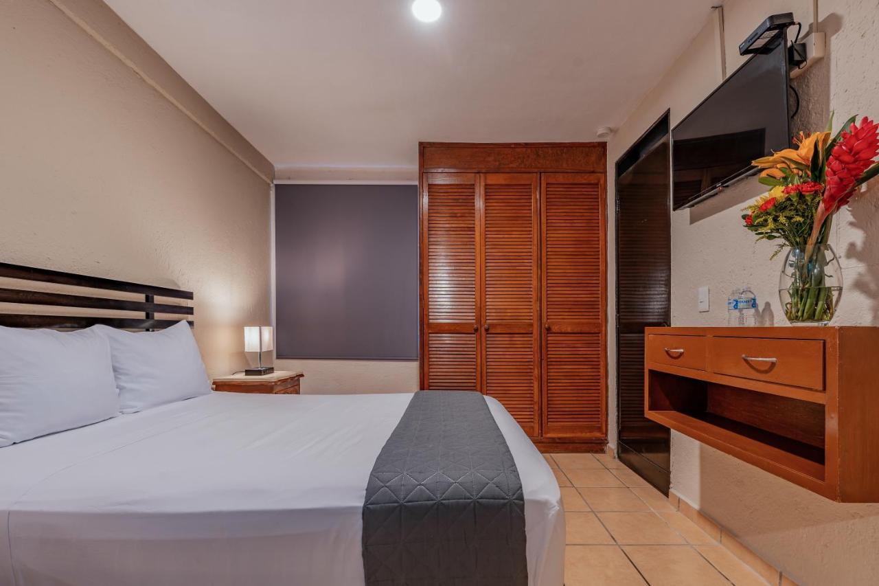 Hotel Brisas 5A Av, 신데 델 카르멘 외부 사진