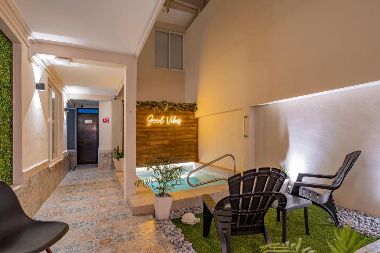 Hotel Brisas 5A Av, 신데 델 카르멘 외부 사진