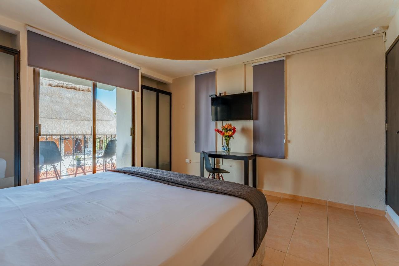Hotel Brisas 5A Av, 신데 델 카르멘 외부 사진