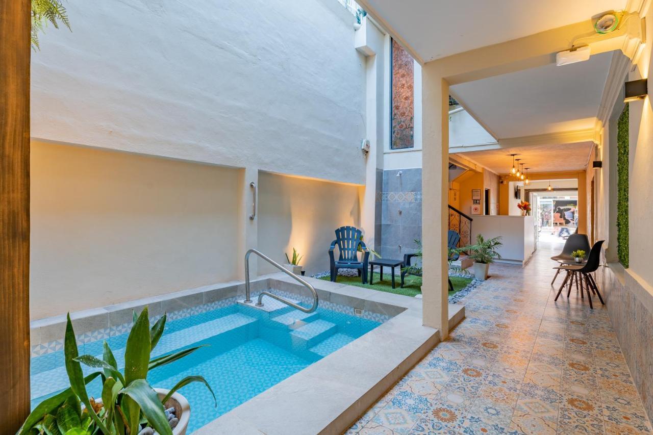 Hotel Brisas 5A Av, 신데 델 카르멘 외부 사진